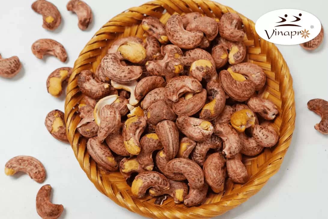 ROASTED CASHEW NUTS WITH SKIN — 5